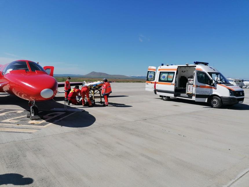 Pacientă cu arsuri din Tulcea, transportată în Germania cu o aeronavă SMURD