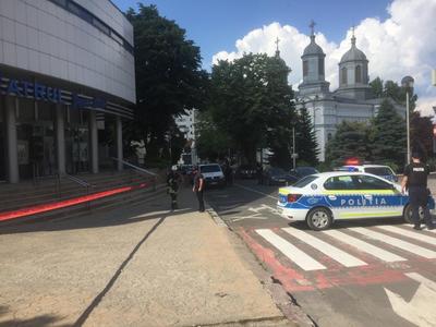 Tulcea: Alarmă cu bombă la Teatrul Jean Bart. Apelatul a fost identificat în Bucureşti 
