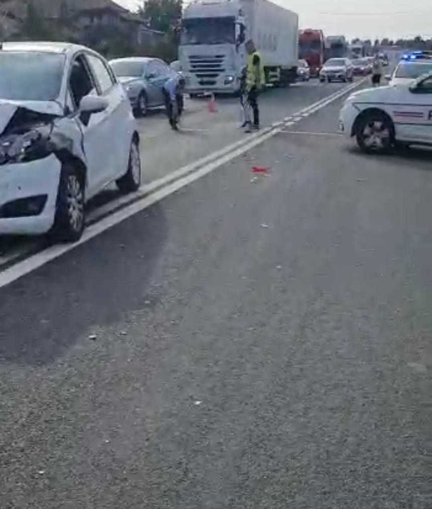 Dolj: Doi poliţişti din Mehedinţi, răniţi după ce autospeciala în care se aflau a fost lovită din spate de un autoturism - VIDEO
