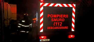 UPDATE - Giurgiu: Incendiu la anexa unui hotel, zece persoane fiind evacuate / Fumul a ajuns la toate etajele hotelului / 55 de persoane erau în hotel