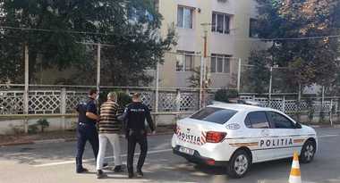 Dolj: Un bărbat de 70 de ani a fost reţinut după ce a violat, timp de câteva luni, o femeie de 89 de ani pe care o luase în îngrijire - VIDEO