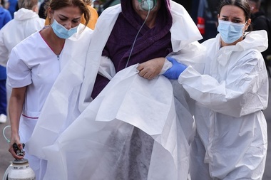 Incendiu la Spitalul de Boli Infecţioase Constanţa - Imagini din timpul intervenţiei