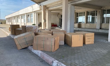Giurgiu: Poliţiştii de frontieră au găsit, într-un TIR plin cu piese auto, peste 3,3 tone de tutun neprelucrat pentru care nu existau documente / Un cetăţean leton, cercetat în dosar