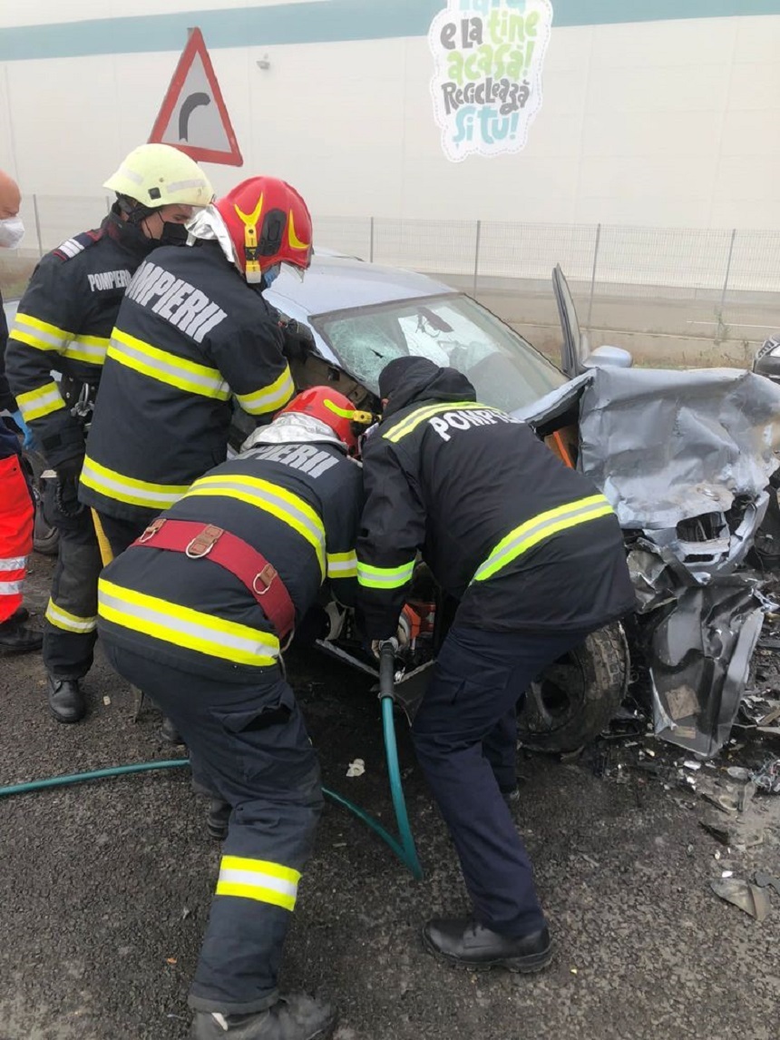 Accident cu un mort şi trei răniţi în Slobozia - FOTO
