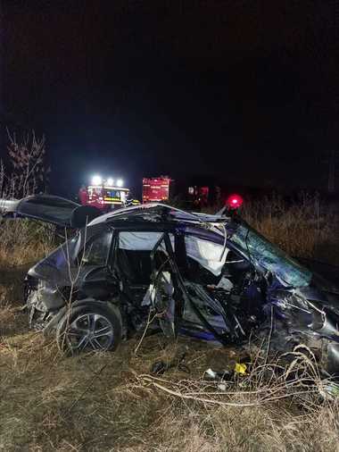 Dâmboviţa: Accident rutier grav pe DN 7 - Două persoane au murit, iar alte cinci, între care patru copii, sunt rănite