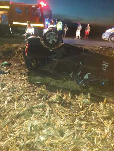 Timiş: Şoferul care a transportat 12 migranţi şi s-a răsturnat cu maşina, arestat preventiv pentru 30 de zile / În accident, două persoane au murit şi alte zece au fost rănite
