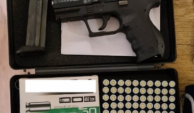 IGPR - Treisprezece arme letale, neletale şi arbalete, precum şi aproape 9.500 de cartuşe au fost confiscate în Bihor - FOTO