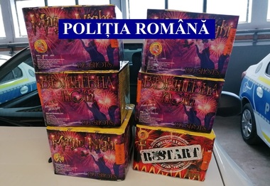 Aproximativ 10 tone de articole pirotehnice, confiscate de poliţişti în urma a peste 40 de percheziţii făcute în ultimele două zile - VIDEO