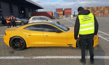 Peste 150 de autovehicule furate, descoperite la punctele de trecere a frontierei din România în 2021. În multe cazuri este vorba despre autoturisme de lux - FOTO
