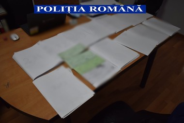 Prahova: 16 persoane, audiate într-un dosar de evaziune fiscală şi spălare a banilor în afaceri cu materiale de construcţii, deşeuri metalice şi prefabricate. Prejudiciul depăşeşte 700.000 de lei