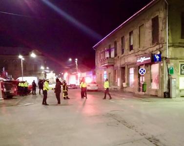 Arad: Valiză suspectă, în apropiere de centrul din Arad/ Geamantanul era abandonat timp de două ore şi s-a stabilit că este gol - FOTO