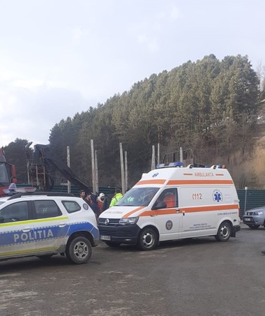 Neamţ: Cei doi fraţi căzuţi în apa râului Bistriţa după ce s-a rupt gheaţa au murit  