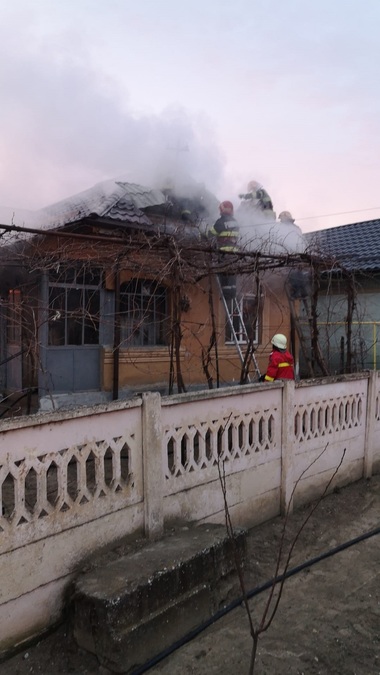 Dolj - Două persoane au fost rănite în urma exploziei unei centrale termice - FOTO