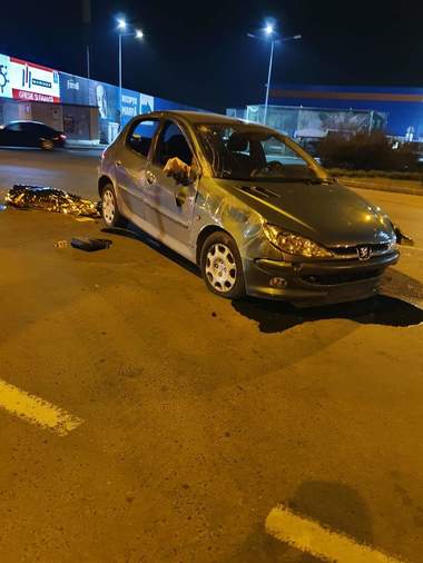 O femeie a murit, după ce s-a răsturnat cu maşina în Timişoara