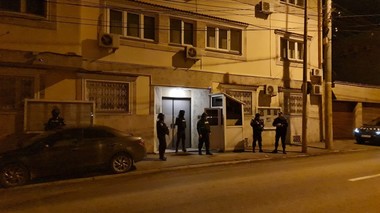 Constanţa: Poliţiştii continuă căutările persoanei care a furat arma şi muniţia dintr-o unitate militară. Filtrele au fost extinse şi în judeţele limitrofe  