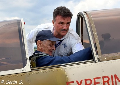 MApN, mesaj de condoleanţe, după moartea pilotului Dan Ştefănescu:  Aripa dreaptă a "Iacărilor Acrobaţi" era nelipsit la show-urile aeriene / I-a împlinit visul generalului Ion Dobran, la 99 de ani, într-un zbor de la Bucureşti la aerodromul Băneşti 