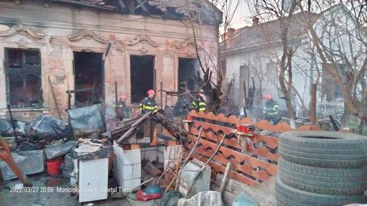 Timiş: Cadavru găsit carbonizat în urma unui incendiu izbucnit la o casă în municipiul Lugoj - FOTO