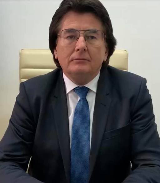Fostul primar al municipiului Timişoara Nicolae Robu, fără permis, după ce a circulat cu viteză pe un drum naţional/ Robu: Am greşit, îmi pare rău, asum şi... plătesc