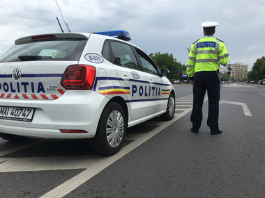 Accident rutier pe DN 1B, în Prahova, un tânăr fiind rănit/ Şoferul care a provocat accidentul avea o concentraţie alcoolică de 1,11 miligrame pe litru