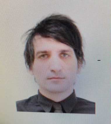 Bărbatul suspectat că şi-a ucis iubita, i-a învelit trupul în saci de gunoi şi l-a aruncat, prins în judeţul Bihor  
