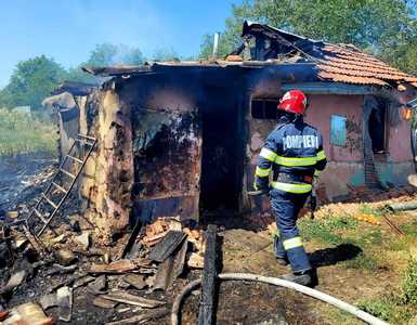 Giurgiu: Pompierii au intervenit pentru stingerea a opt incendii, în ultimele ore