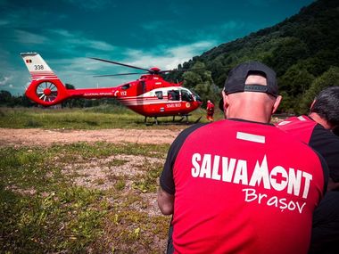 Salvamont Braşov: Un bărbat a sunat la 112 spunând că nu poate coborî din Piatra Craiului pentru că are o entorsă / Ulterior, a transmis că nu va mai avea nevoie de asistenţă medicală deoarece îl va trata un prieten 