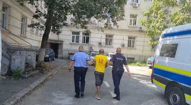 Dolj: Bărbat de 52 de ani, reţinut după ce a violat-o pe fiica iubitei sale, în vârstă de 9 ani 