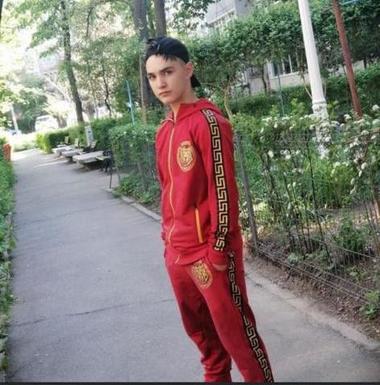 UPDATE - Adolescent de 13 ani din Galaţi, căutat de poliţişti după ce a plecat de acasă în urma unei discuţii cu tatăl său/ El s-a urcat într-un tren cu destinaţia Bucureşti/ Băiatul, găsit în Gara de Nord din Bucureşti