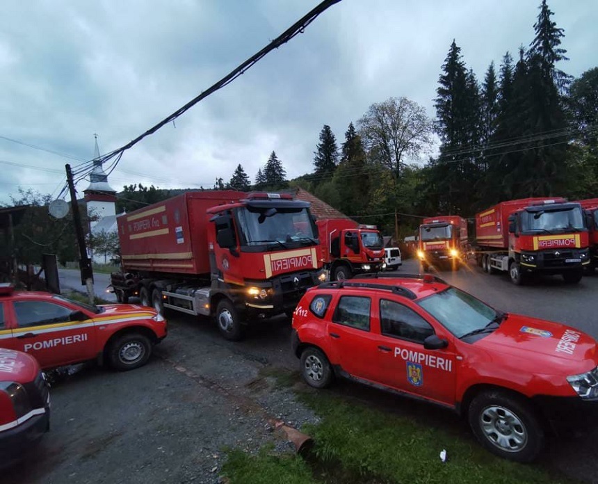 UPDATE - Evacuări la Roşia Montană, după o avarie la Barajul Tăul Mare - Mesaj imperativ al autorităţilor după ce majoritatea celor care ar fi trebuit să plece au refuzat / Precizările şefului Societăţii de Gospodărire a Apelor / A început evacuarea apei