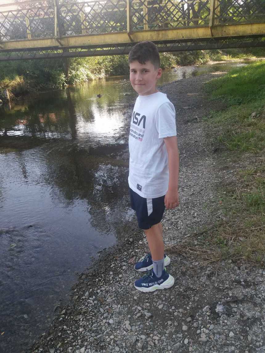 Copil de 11 ani din Braşov, dat dispărut / A plecat de la şcoală către casă, dar nu a mai ajuns  