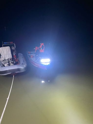 UPDATE - Tulcea: Persoane rătăcite pe Lacul Puiuleţ din Delta Dunării / Doi bărbaţi au fost găsiţi de pompieri, după o acţiune dificilă din cauza ceţii