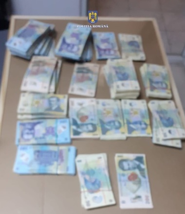 Ialomiţa: Trei femei, reţinute într-un dosar de delapidare şi înşelăciune cu un prejudiciu de 49 de milioane de lei