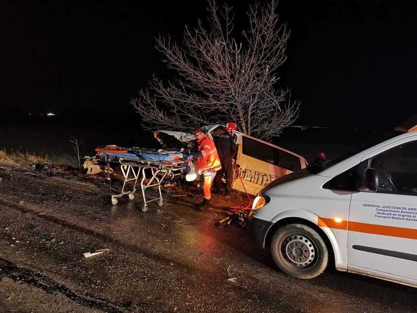 O tânără de 19 ani a murit şi două persoane au fost rănite, într-un accident produs la ieşirea din Buzău  