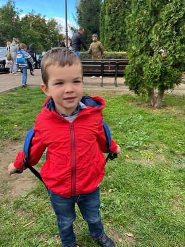 Bacău: Copil care a plecat de lângă bunic, în oraşul Comăneşti, căutat şi găsit după o mobilizare a poliţiştilor, jandarmilor, pompierilor şi voluntarilor