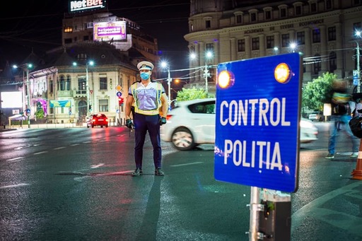 Razie a Poliţiei Capitalei în care au fost date 94 de amenzi în valoare de peste 50.000 de lei / Au fost reţinute 17 permise de conducere