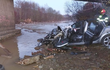 Maramureş: Patru persoane, duse la spital după ce au fost rănite într-un accident rutier  - FOTO
