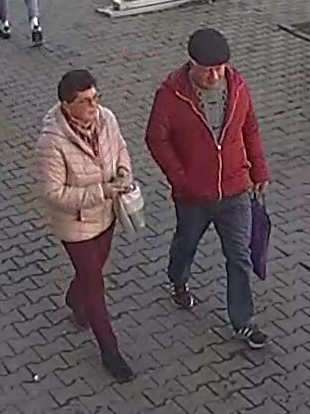 UPDATE - Covasna: O femeie şi un bărbat, suspectaţi că au luat 1.900 de lei dintr-un bancomat din Sfântu Gheorghe, căutaţi de poliţişti/ Fotografia celor doi, făcută publică/ Cei doi s-au prezentat la Poliţie, prejudiciul fiind restituit - FOTO