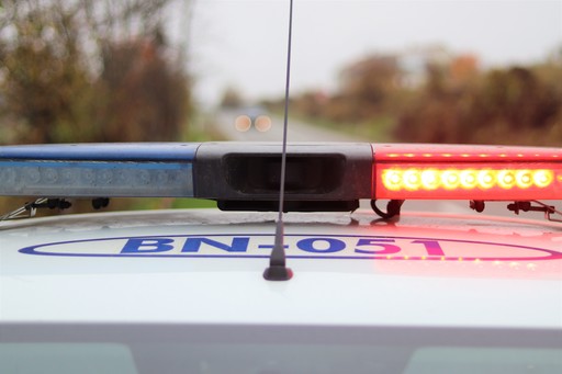 Un poliţist de 21 de ani din Galaţi s-a sinucis / El şi-a tăiat venele, apoi s-a împuşcat cu armanentul din dotare / Agentul a fost găsit de mama sa