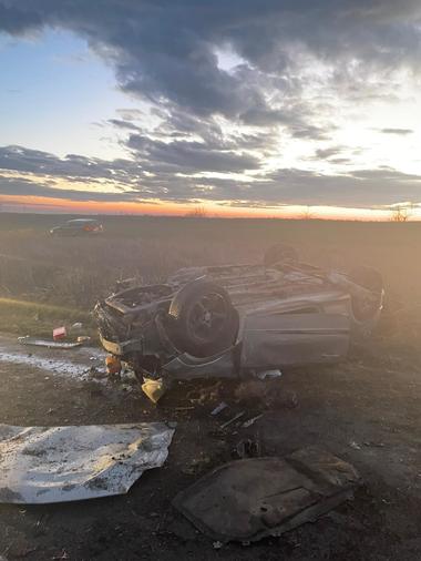 Cinci persoane, rănite într-un accident de circulaţie produs între localităţile Feteşti şi Movila, din judeţul Ialomiţa
