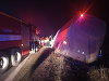 Iaşi: Tănăr mort după ce a intrat cu maşina într-un autobuz - FOTO

