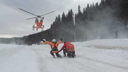 Salvamontiştii au salvat 19 persoane în ultimele 24 de ore, 10 dintre acestea necesitând transport la spital