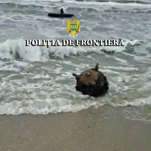 UPDATE - Mină marină, descoperită de poliţiştii de frontieră pe plajă, în zona localităţii Sfântul Gheorghe/ Militari din Forţele Navale vor interveni pentru neutralizarea ei/ Mina a fost distrusă- VIDEO