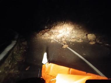 Nouă alunecare de teren pe Clisura Dunării, traficul derulându-se pe un fir în zona localităţii Dubova