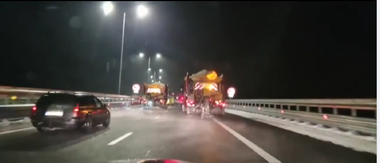 Sector din A 1, în judeţul Sibiu, înschis din cauza poleiului