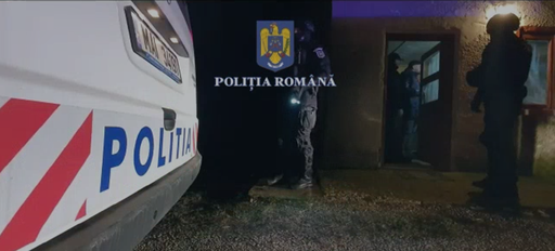 UPDATE - Percheziţii în Bucureşti şi mai multe judeţe, într-un dosar de evaziune fiscală – Ar fi fost folosite firme fantomă şi achiziţii nereale, prejudiciul fiind de 2 milioane de euro / Recipiente mari cu produse petroliere, descoperite la Ploieşti