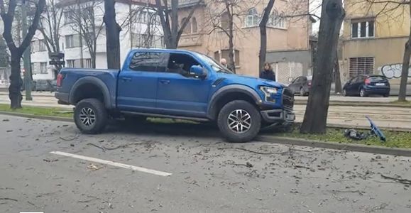 Soţia liderului CJ Caraş-Severin, Romeo Dunca, implicată într-un accident rutier la Timişoara - VIDEO