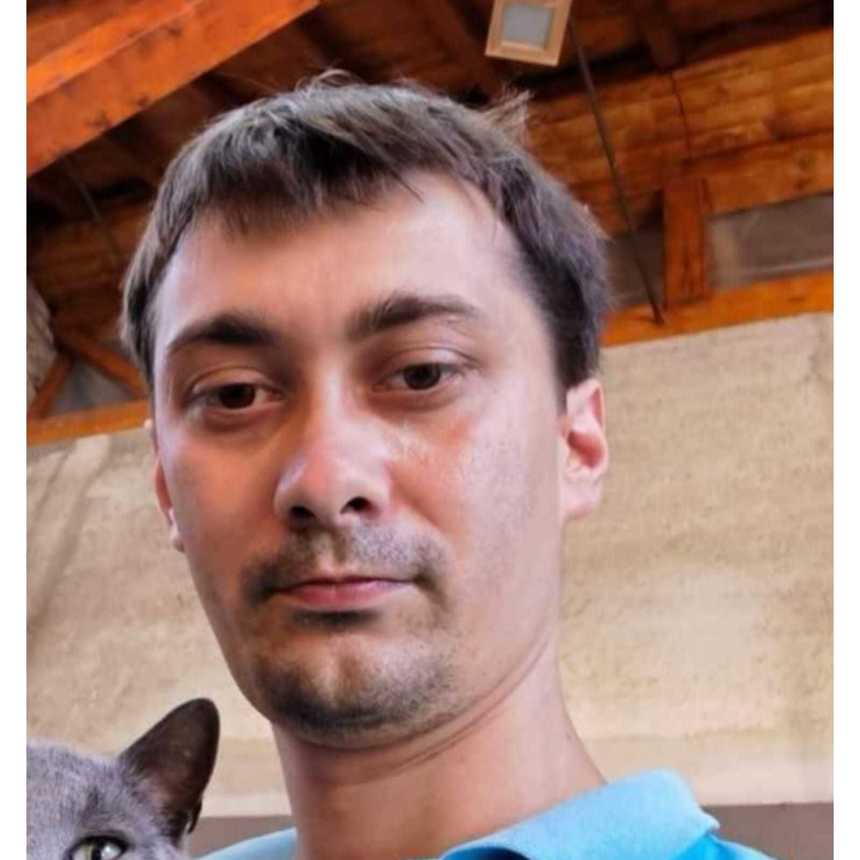 Bărbat dat disparut din Caraş-Severin, găsit mort în portbagajul maşinii sale, într-un campus universitar din Timişoara

