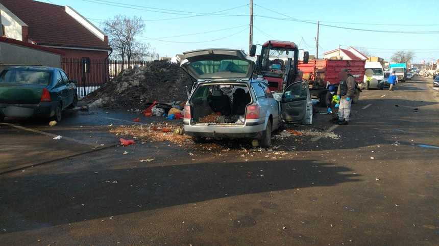 Doi bărbaţi au murit şi unul a fost rănit, în urma unui accident produs pe o stradă din Tecuci