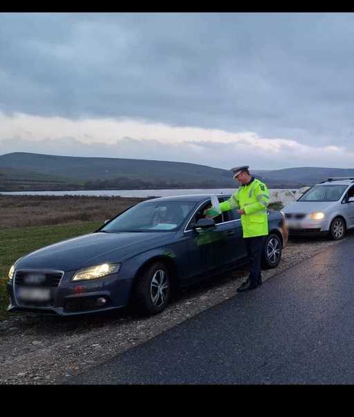Argeş: Bărbat reţinut pentru ultraj, după ce a ameninţat un poliţist care îl prinsese beat la volan

