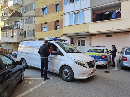 Alba: Bărbatul care şi-a spânzurat băiatul de un an şi apoi s-a sinucis a lăsat un mesaj pe o reţea de socializare cu puţin timp înainte de crimă
